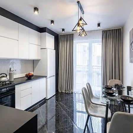 Daire в новобудові , в жк велика британія! Lviv